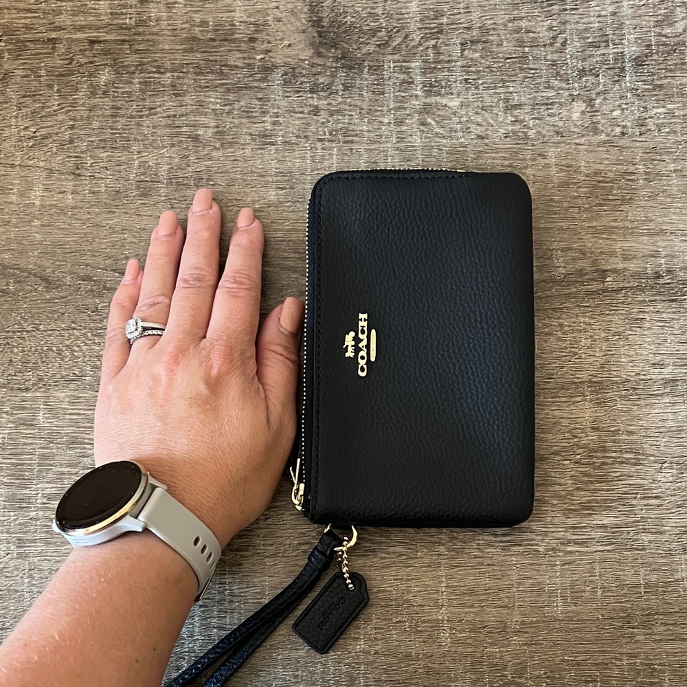 Coach Black double sided Wristlet Wallet - Picture 3 of 3